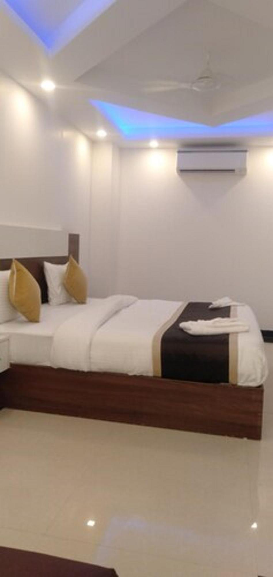 Hotel Shanti House New Delhi Karnail Singh Stadium Gate No 1 Екстер'єр фото