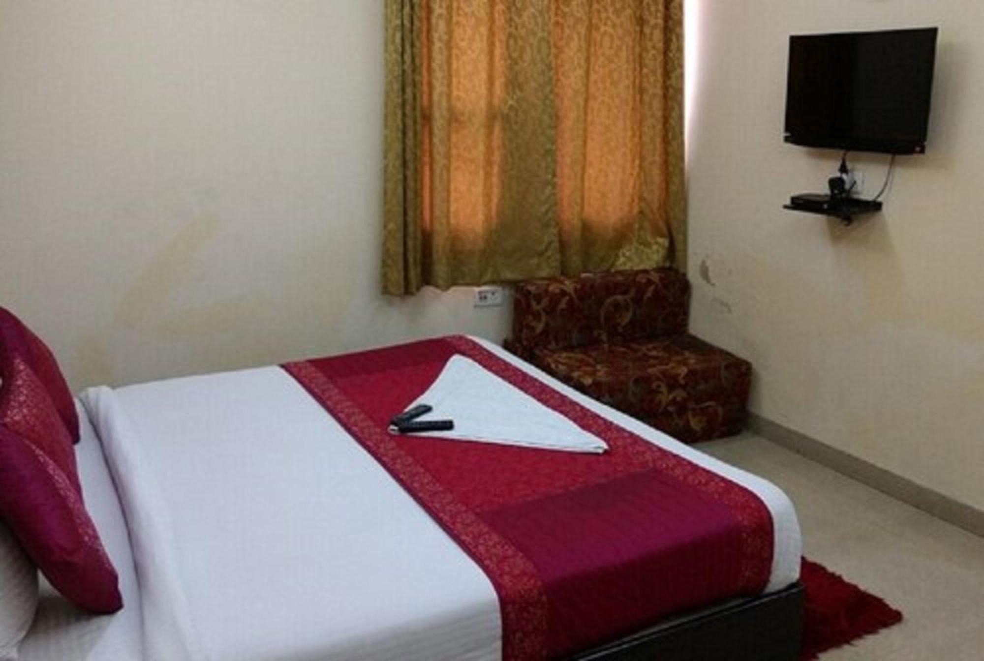 Hotel Shanti House New Delhi Karnail Singh Stadium Gate No 1 Екстер'єр фото