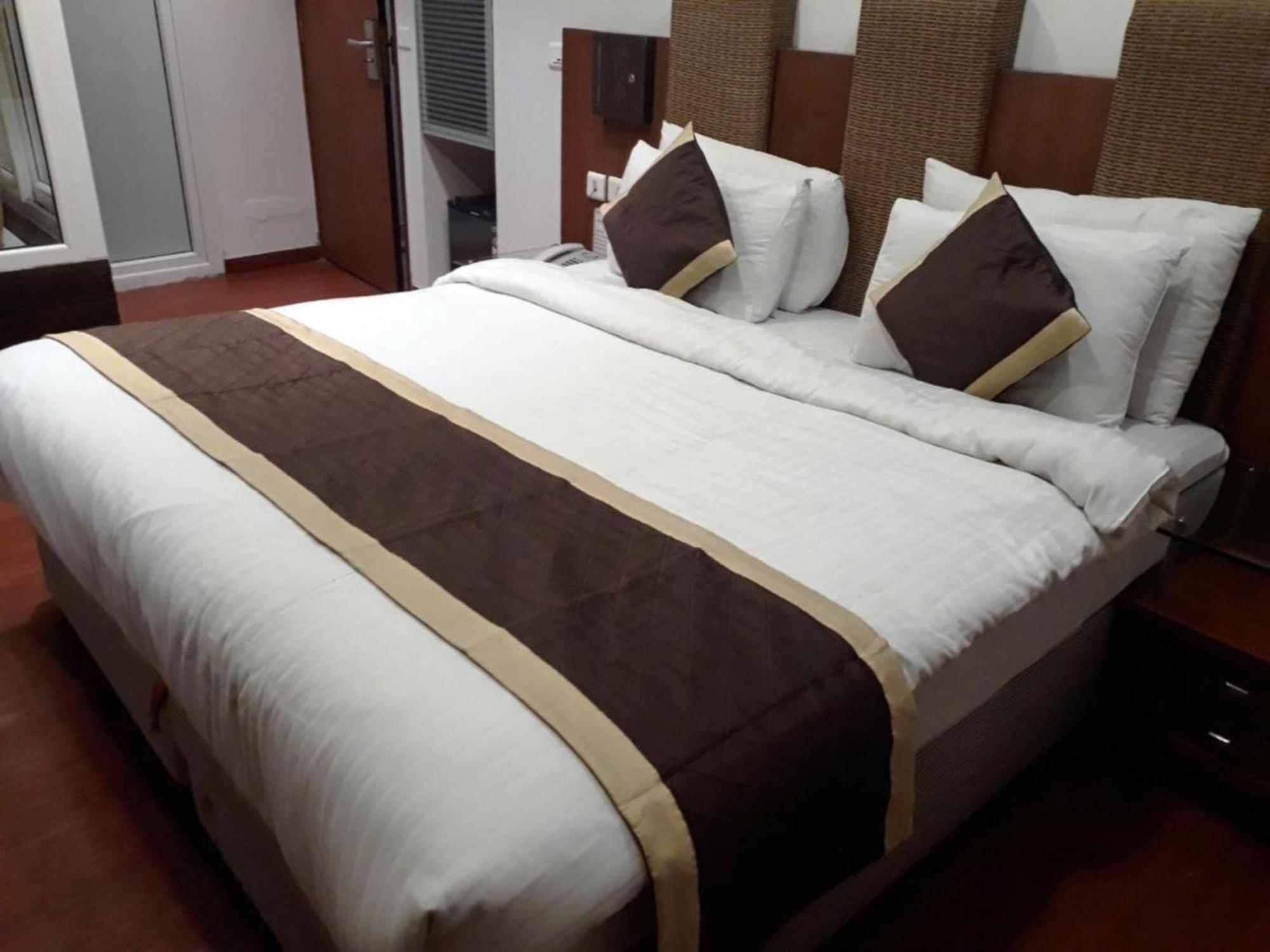 Hotel Shanti House New Delhi Karnail Singh Stadium Gate No 1 Екстер'єр фото