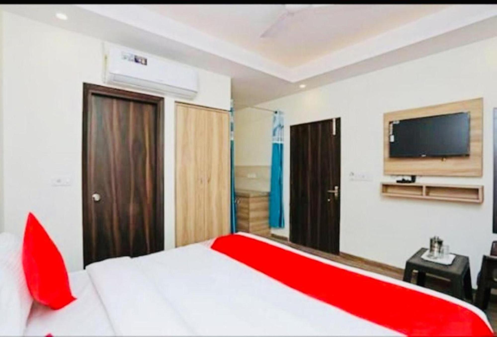 Hotel Shanti House New Delhi Karnail Singh Stadium Gate No 1 Екстер'єр фото